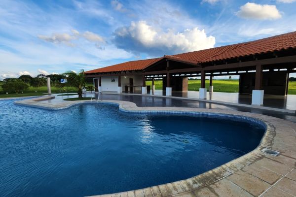 complejo-campestre-urubo-3-21FEE57102-9EEC-46C8-85F2-90524BFF9E1D.jpeg